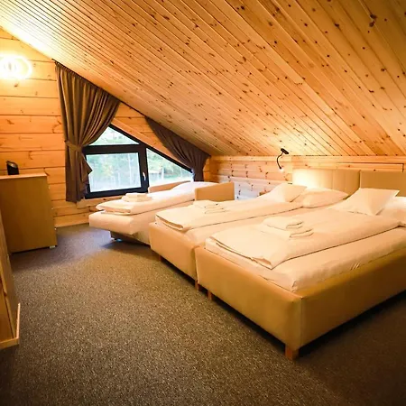 Elis * Vel'ka Lomnica