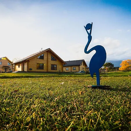 Elis דירה ולקה לומניקה